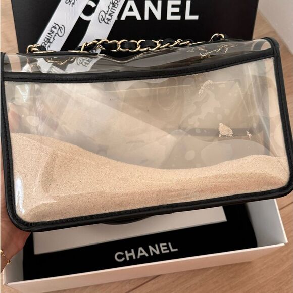 Chanel Timeless medium vinyl and black lambskin leather with real sand inside - Picture 7 of 12